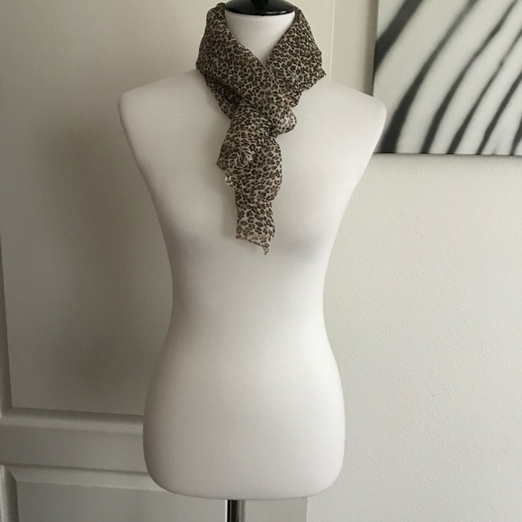 NWOT 100% Silk Made in France Animal Print Scarf - Picture 3 of 16